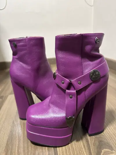 Botines de plataforma morados con hebilla - miniatura 1