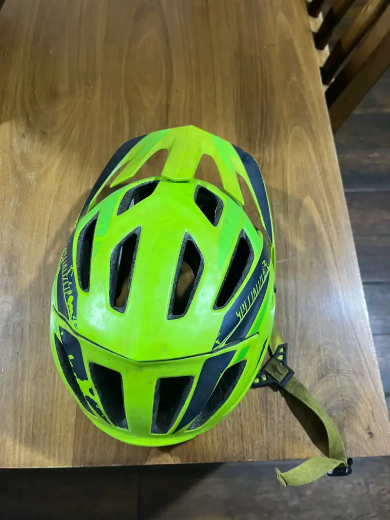 Casco Speacialized talla S - 2
