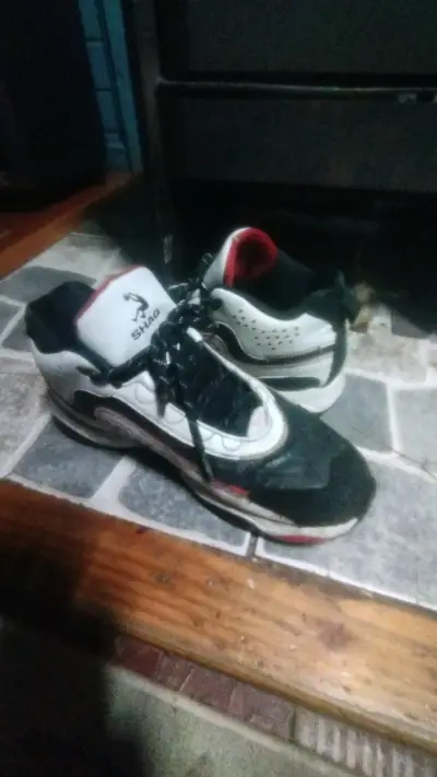 Zapatillas deportivas Shaq blancas y negras - miniatura 2