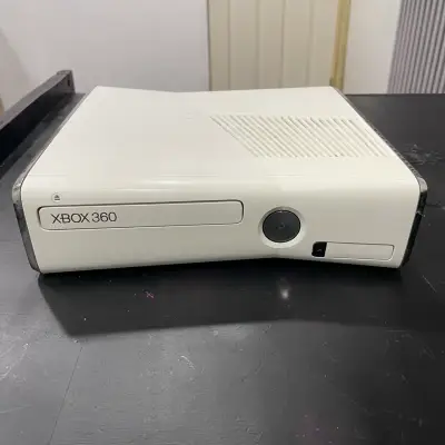 Consola Xbox 360 rgh - miniatura 2