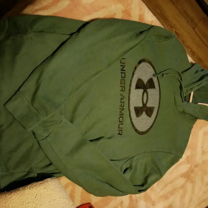 Polerón Under Armour verde - 3