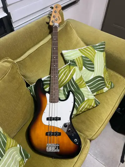 Bajo eléctrico Squier Jazz Bass sunburst - miniatura 1