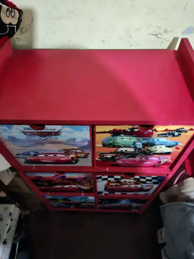 Cómoda infantil Cars roja - miniatura 1