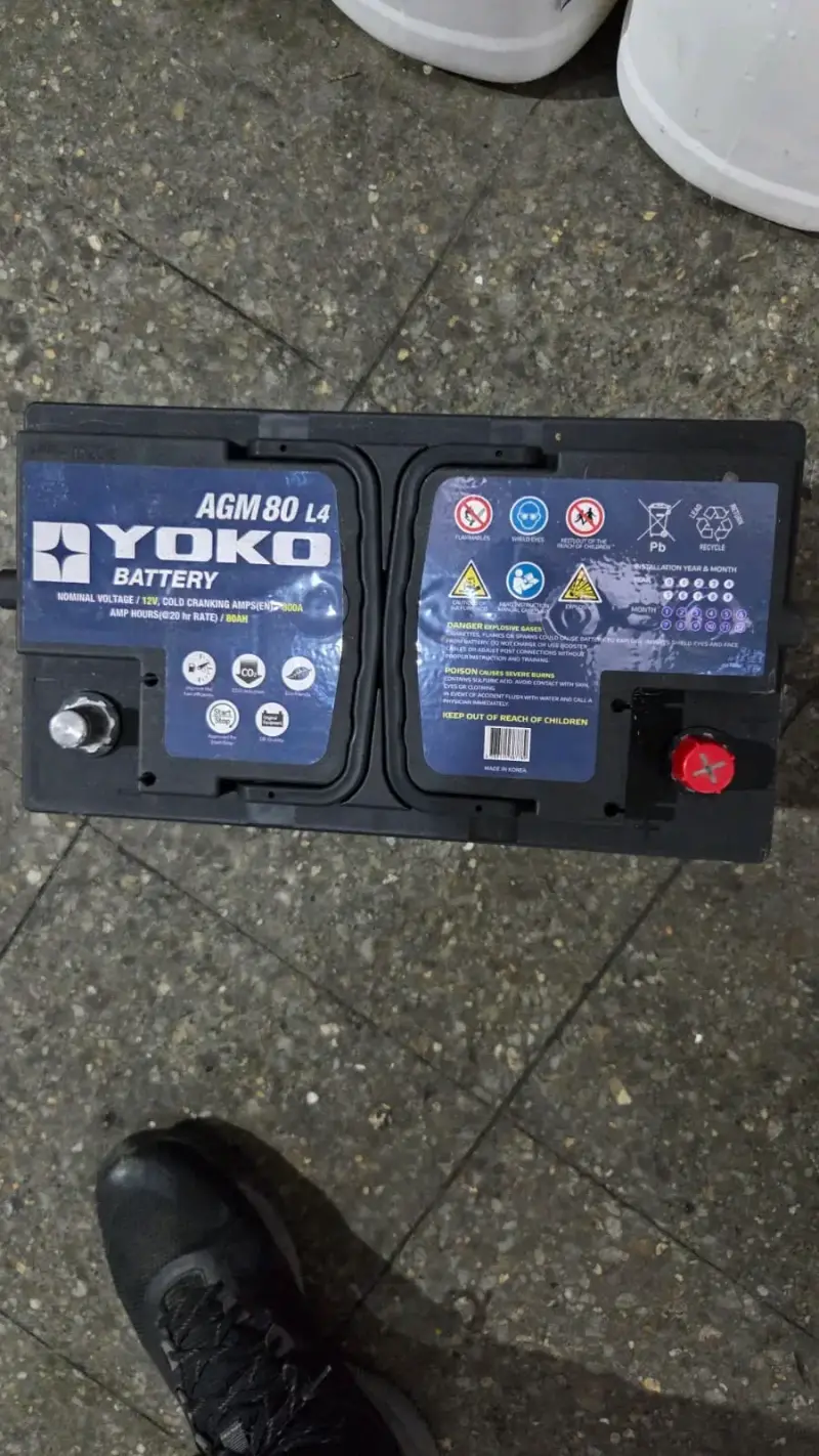 Batería Yoko AGM80 L4 para auto - 2