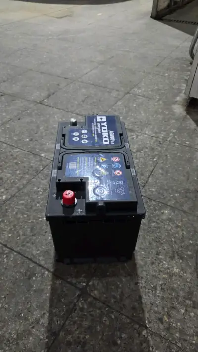 Batería Yoko AGM80 L4 para auto - miniatura 4