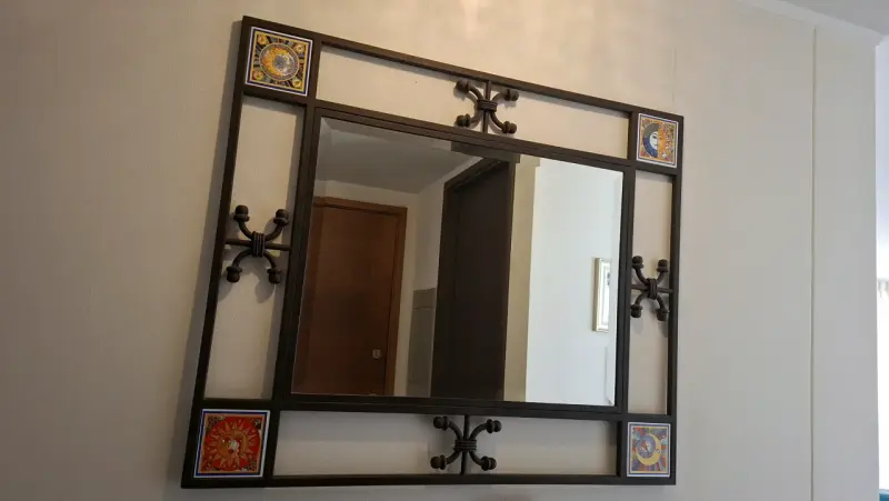 Espejo decorativo con marco de hierro forjado - 2