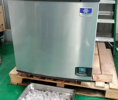 Máquina de hielo Manitowoc en buen estado - miniatura 1