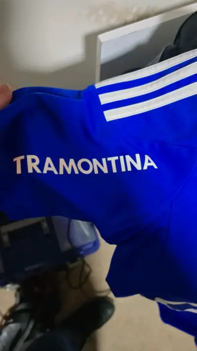Camiseta U de Chile - miniatura 3