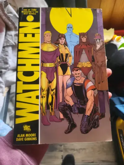 Novela gráfica Watchmen de Alan Moore - miniatura 1
