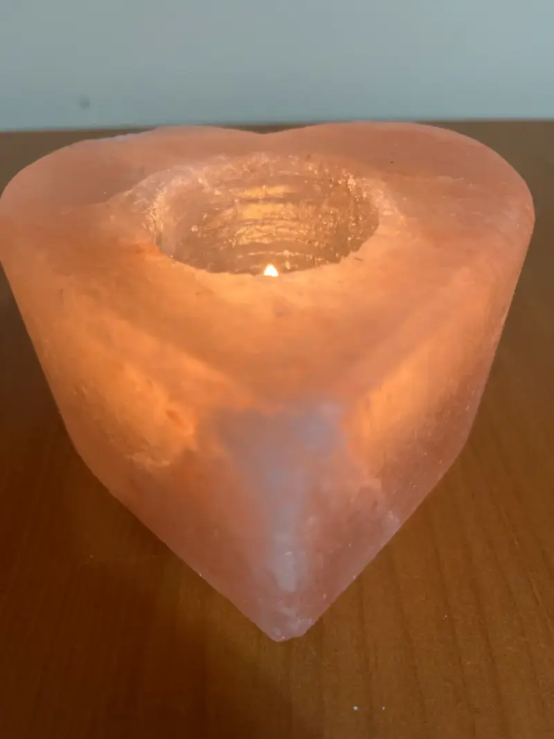 Portavelas de sal rosada en forma de corazón - 2