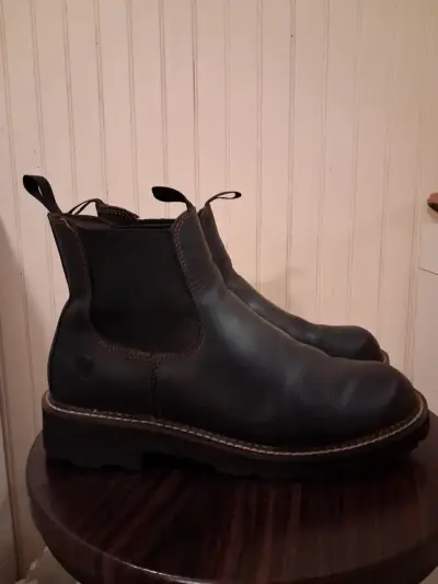 Botines de cuero negro para hombre - miniatura 1