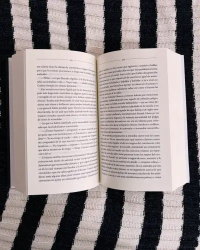 Libro 'Al Paraíso' de Hanya Yanagihara - miniatura 5