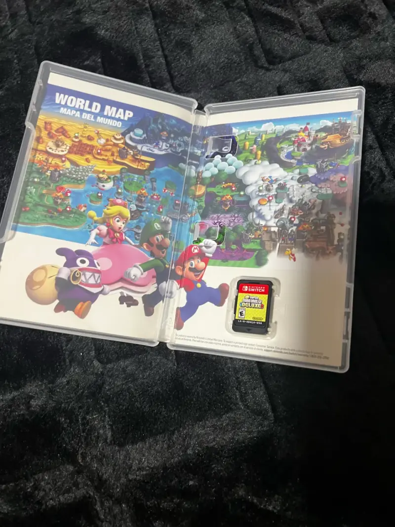 Juego Nintendo Switch New Super Mario Bros Deluxe - 2