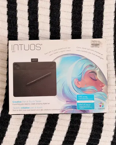 Tableta gráfica Wacom Intuos Art - miniatura 1