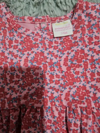 Vestido infantil floral rosado - miniatura 3