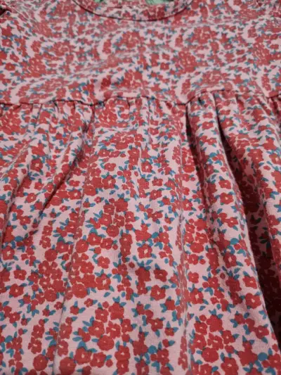 Vestido infantil floral rosado - miniatura 4