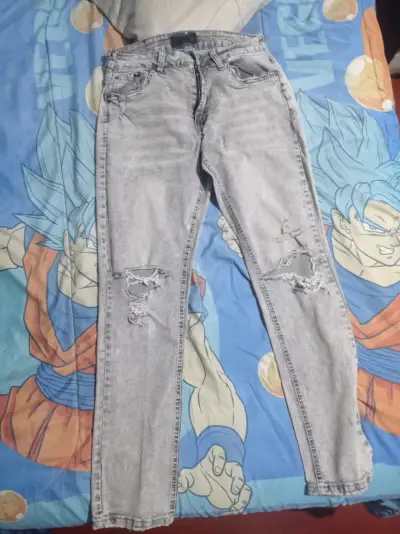 Jeans desgastados gris claro para hombre - miniatura 1