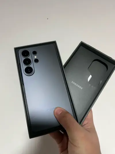 Samsung Galaxy S26 Ultra Como nuevo - miniatura 1