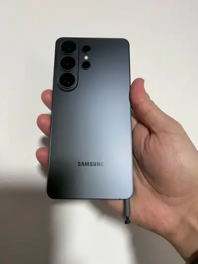 Samsung Galaxy S26 Ultra Como nuevo - miniatura 2