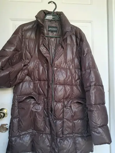 Chaqueta acolchada marrón para invierno - miniatura 4