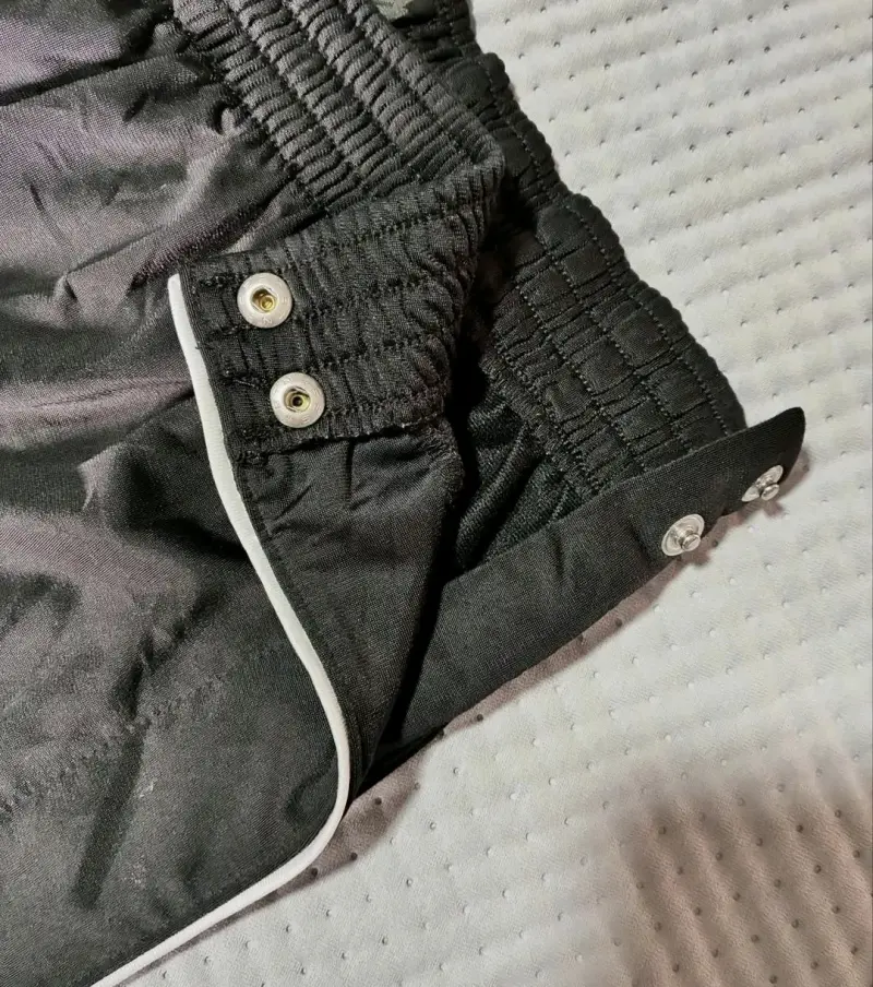 Pantalones deportivos Nike negros - 4