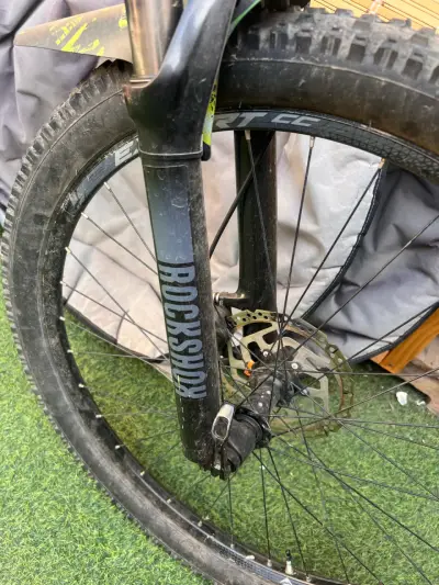 Bicicleta Trek de montaña en buen estado - miniatura 3