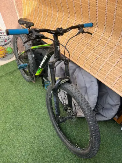 Bicicleta Trek de montaña en buen estado - miniatura 6
