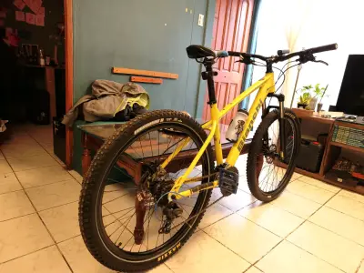 Bicicleta Bianchi Amarilla de Montaña - miniatura 2