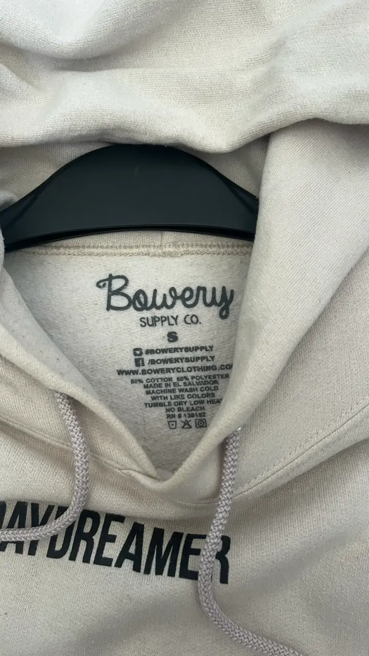 Polerón beige con capucha 'Daydreamer' - 3