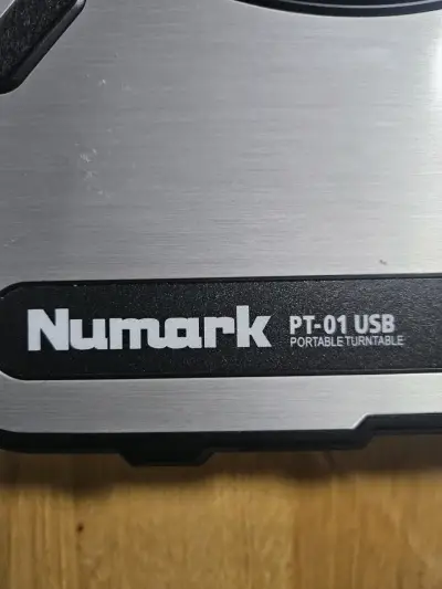 Tornamesa portátil Numark PT-01 USB - miniatura 1