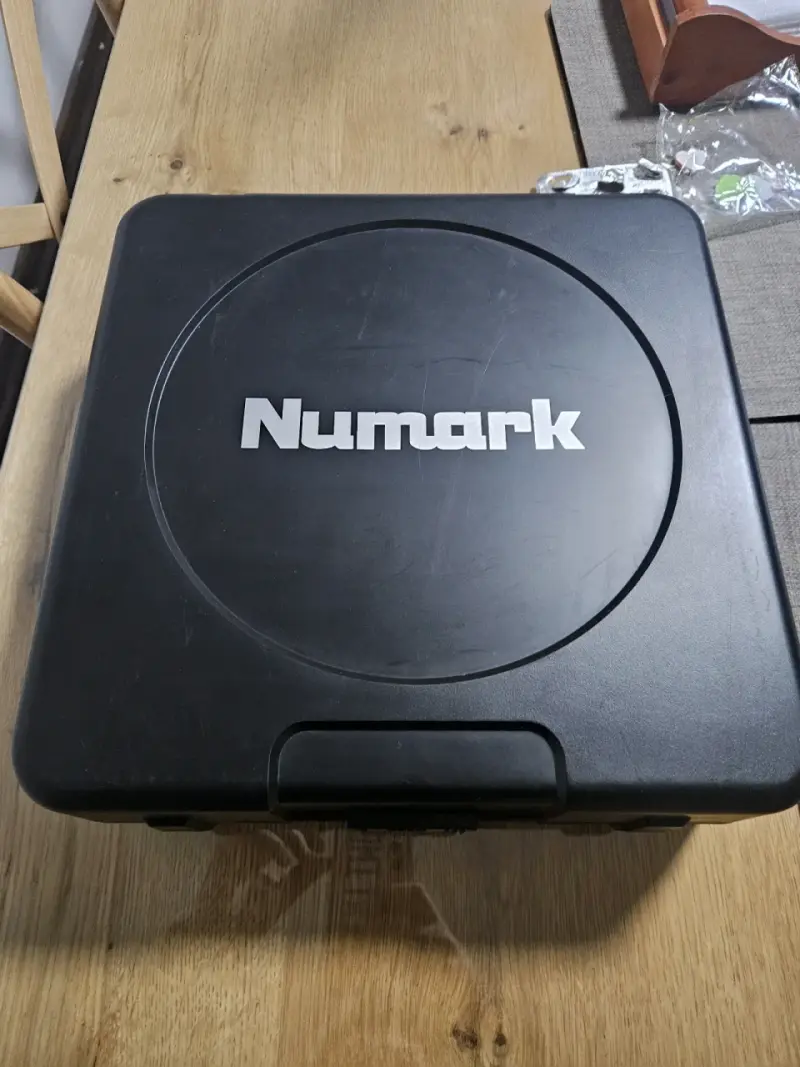 Tornamesa portátil Numark PT-01 USB - 5