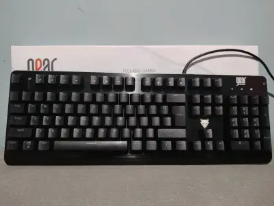 Teclado mecánico Gear Gamer RGB - miniatura 3