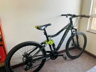 Bicicleta montaña Lahsen con suspensión - miniatura 1