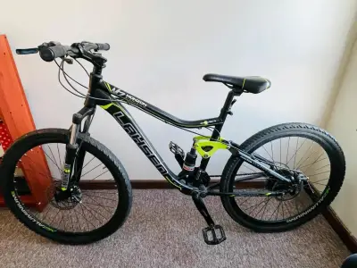 Bicicleta montaña Lahsen con suspensión - miniatura 4
