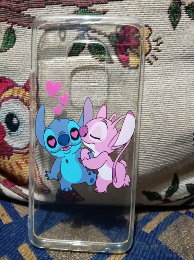 Carcasa transparente con diseño animado - miniatura 1