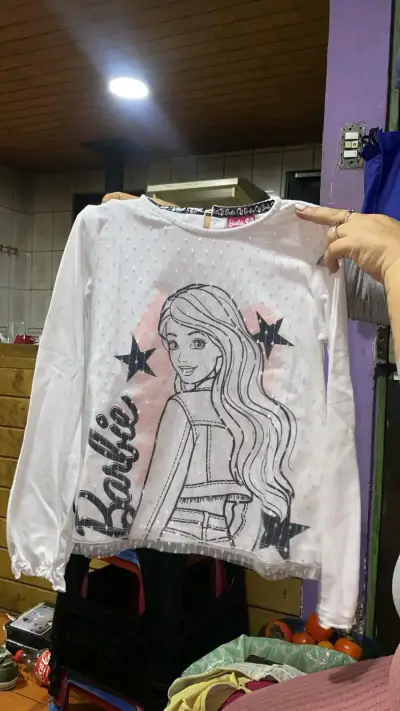Polera Barbie para niña - miniatura 1