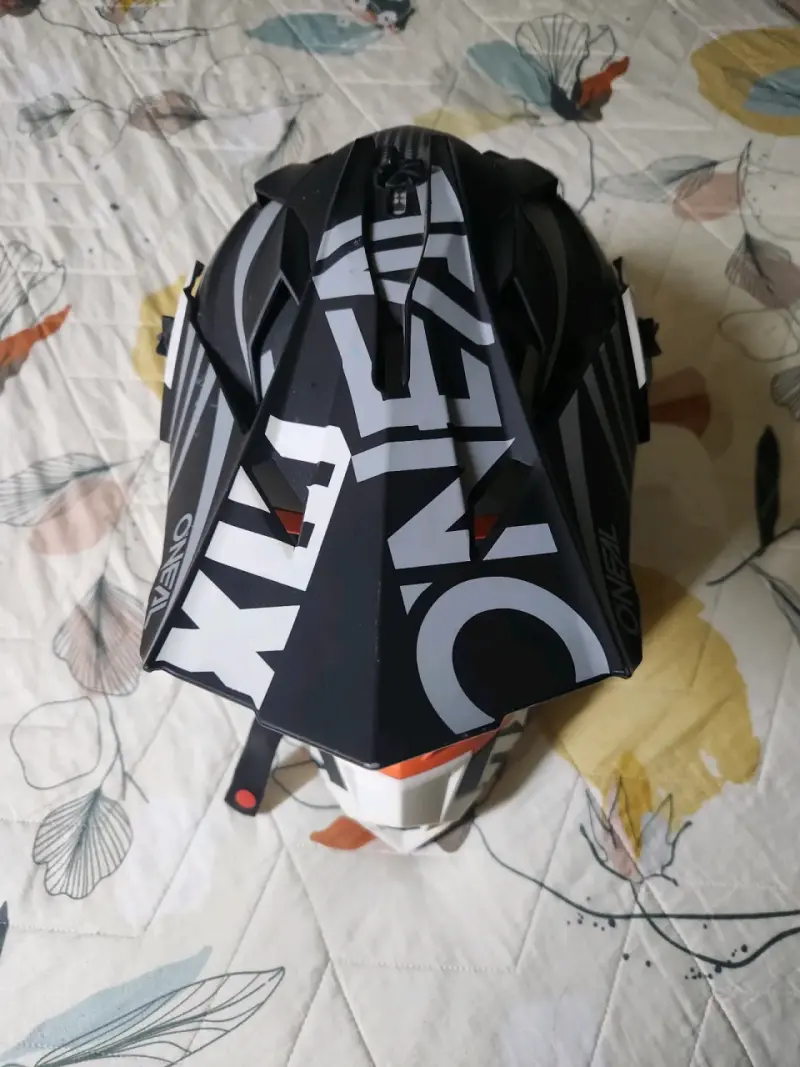 Casco de motocross O'Neal negro y naranja - 4