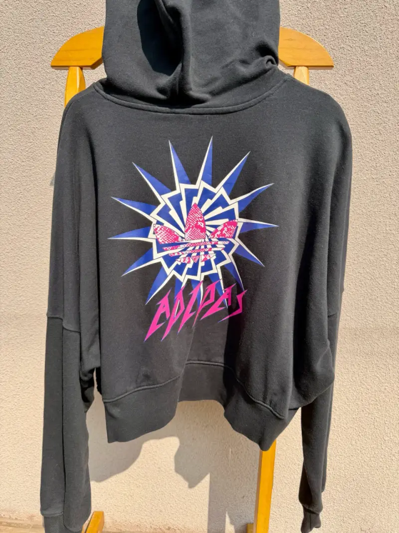 Polerón negro Adidas con capucha - 3