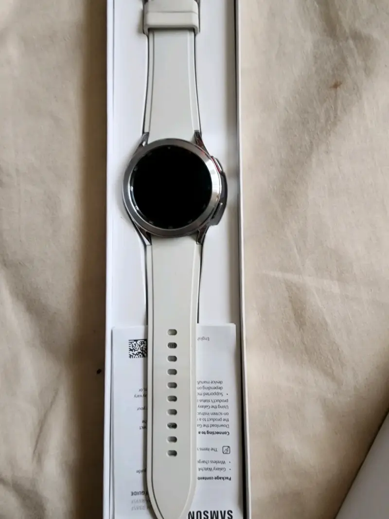 Samsung Galaxy Watch4 Classic nuevo - 3
