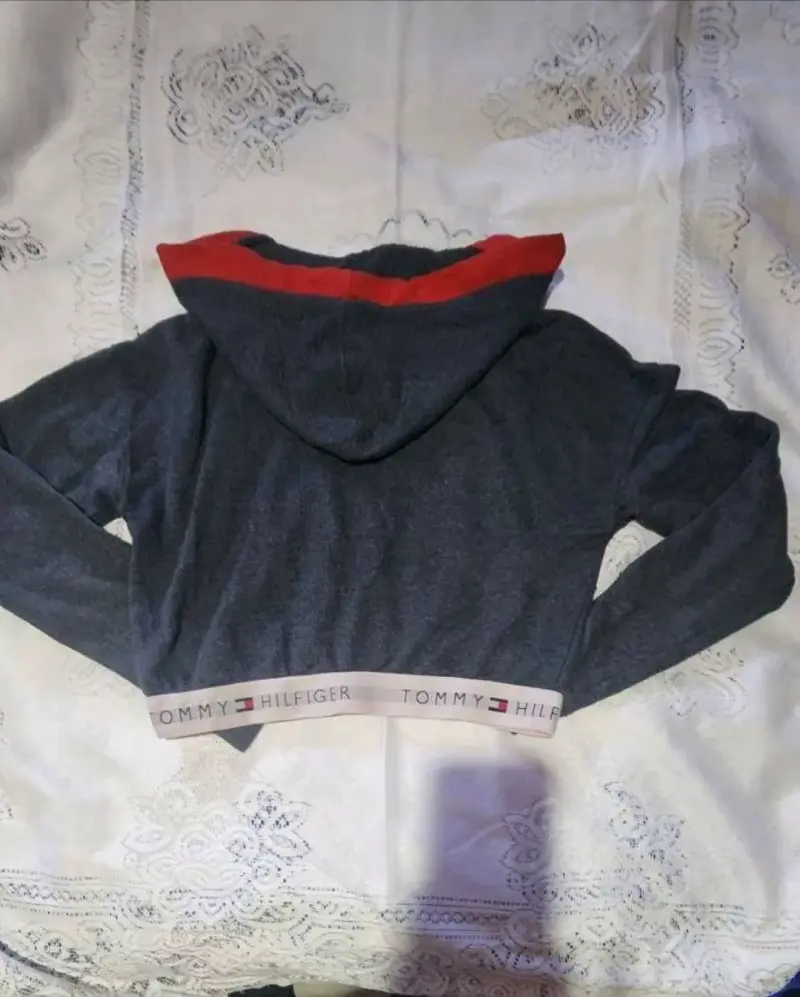 Top Tommy Hilfiger con capucha - 4