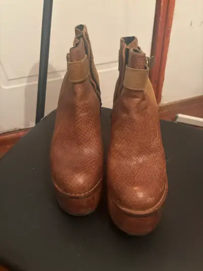 Botin cuero  marrón para mujer - miniatura 3