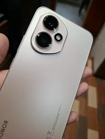 Honor 400 - miniatura 1