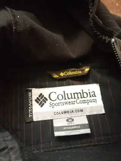 Chaqueta Columbia Titanium impermeable - miniatura 3