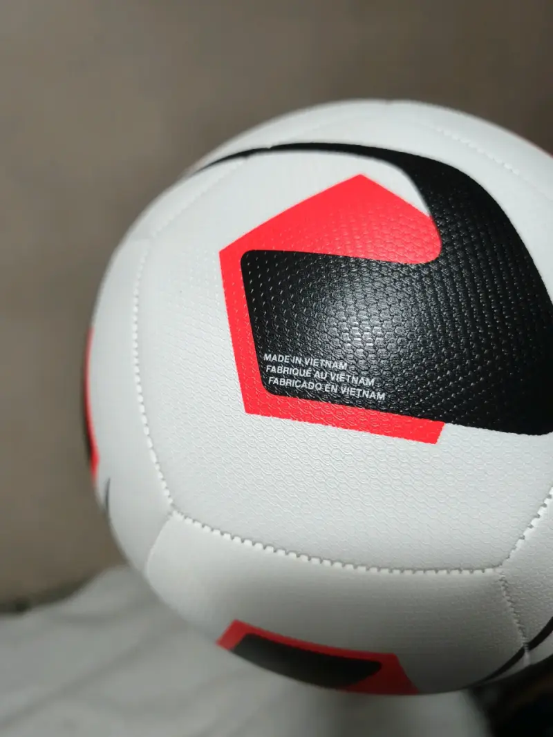 Balón de fútbol Nike blanco y rojo - 2