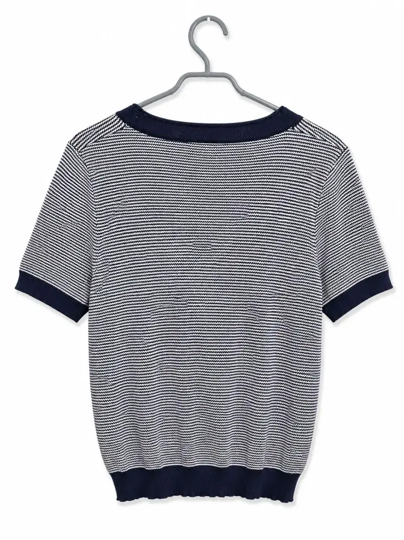 Polera de rayas azul y blanca - 2