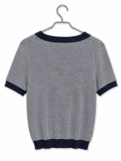 Polera de rayas azul y blanca - miniatura 2