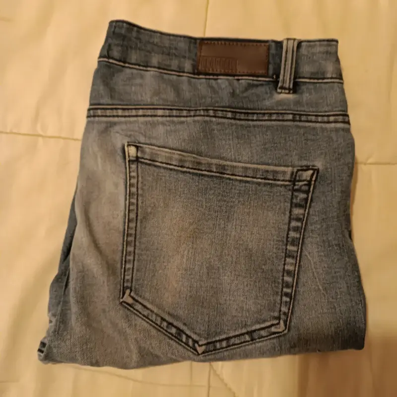 Lote de jeans 8000 cada uno para hombre - 5
