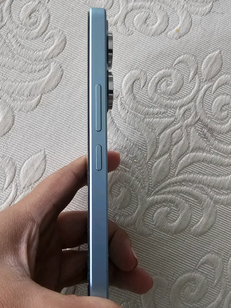 Xiaomi Redmi Note 13 Pro 5G Cómo Nuevo - 3
