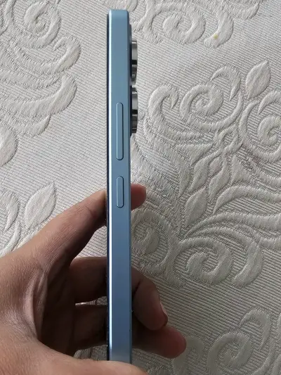 Xiaomi Redmi Note 13 Pro 5G Cómo Nuevo - miniatura 3
