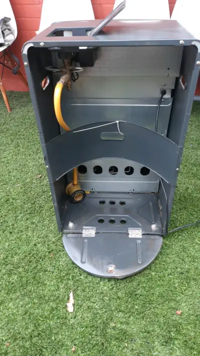 Calefactor a gas Ursus Trotter - miniatura 4